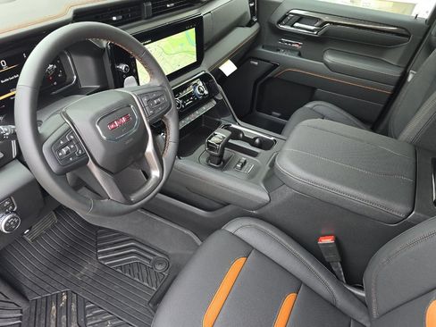 New 2026 GMC Sierra 1500 AT4 w/ AT4 Premium Package AWD/4WD image 7