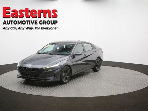 Used 2021 Hyundai Elantra SEL FWD image 54