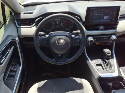 Used 2019 Toyota RAV4 XLE image 17