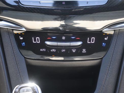 Used 2020 Cadillac XT6 Sport image 22