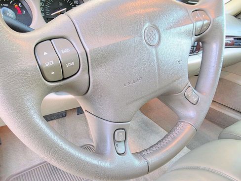 Used 2004 Buick Le Sabre Limited image 10