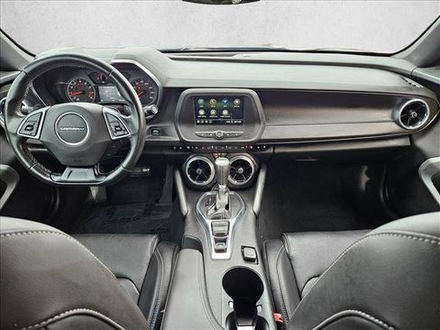 Used 2019 Chevrolet Camaro LT image 15