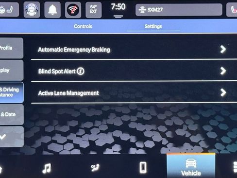 Used 2022 Jeep Compass Limited image 25