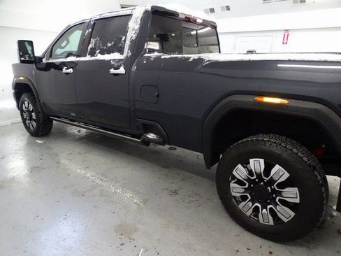 Certified 2024 GMC Sierra 3500 Denali w/ Denali Reserve Package image 18