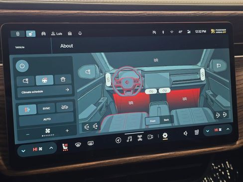 Used 2022 Rivian R1T Adventure AWD/4WD image 42