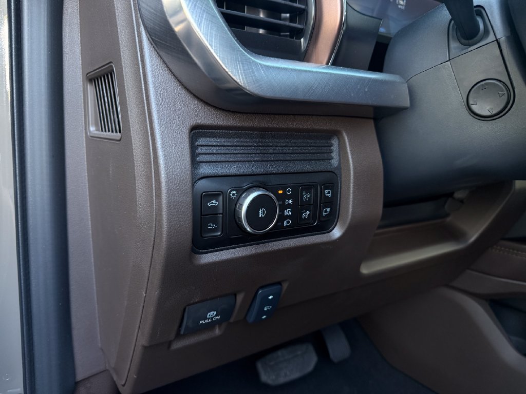 Used 2026 Ford F350 King Ranch w/ Chrome Package AWD/4WD image 28
