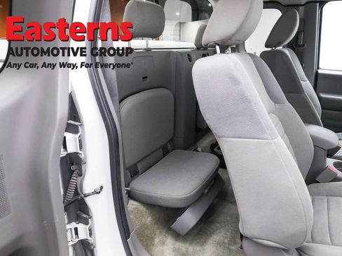 Used 2017 Nissan Frontier S image 22