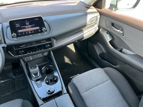 Used 2023 Nissan Rogue SV AWD/4WD image 30