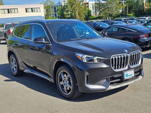 Used 2026 BMW X1 xDrive28i AWD/4WD image 3