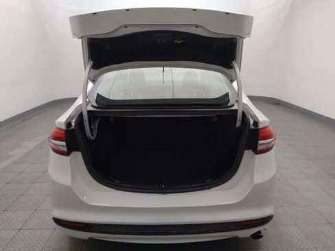 Used 2018 Ford Fusion SE FWD image 29