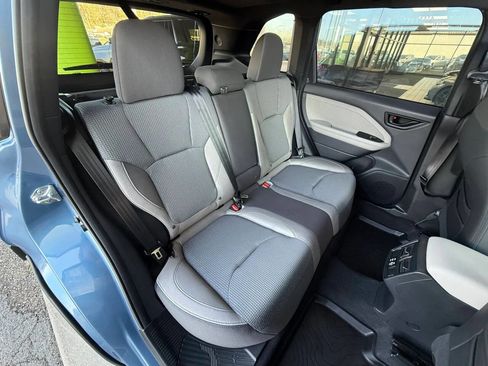 Used 2025 Subaru Forester Premium w/ Convenience Package #1 image 11