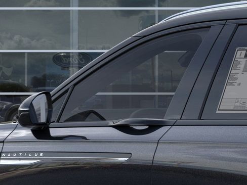 New 2026 Lincoln Nautilus Reserve image 42