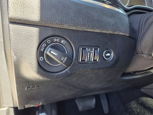 Used 2022 Chrysler 300 Touring L w/ Popular Equipment Group image 24