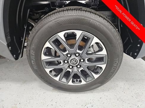 Used 2024 Toyota Tundra Limited AWD/4WD image 10