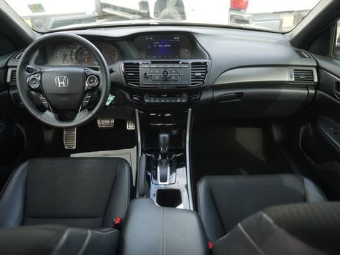 Used 2016 Honda Accord Sport image 20
