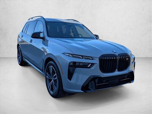New 2026 BMW X7 M60i image 6