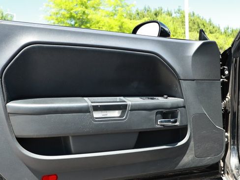 Used 2014 Dodge Challenger SXT RWD image 20