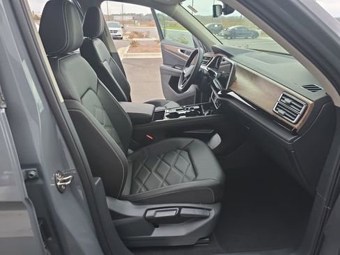 New 2026 Volkswagen Atlas SE image 19