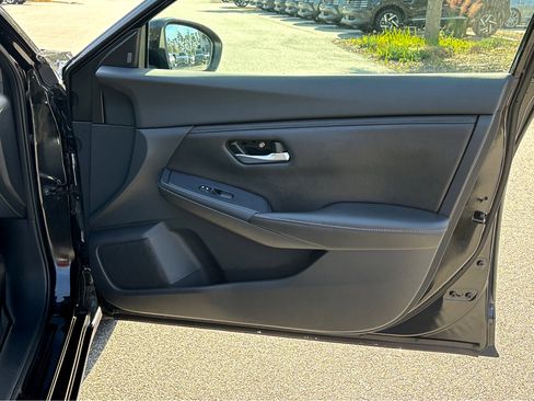 Used 2023 Nissan Sentra SV image 11