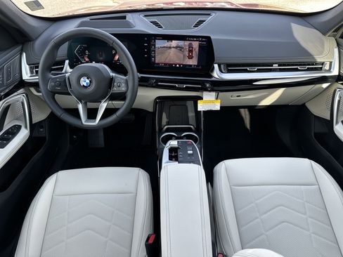 New 2026 BMW X1 xDrive28i w/ Technology Package image 2