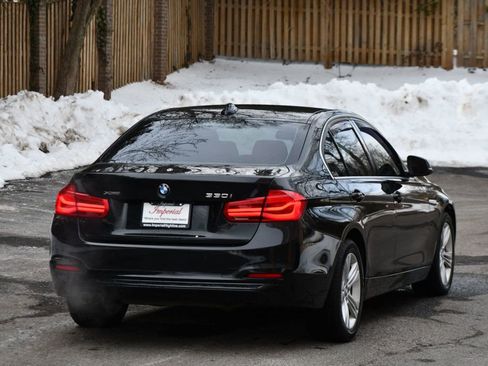 Used 2017 BMW 330i xDrive 330i xDrive image 9