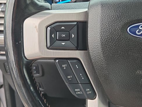 Used 2020 Ford F250 Platinum w/ FX4 Off-Road Package image 25