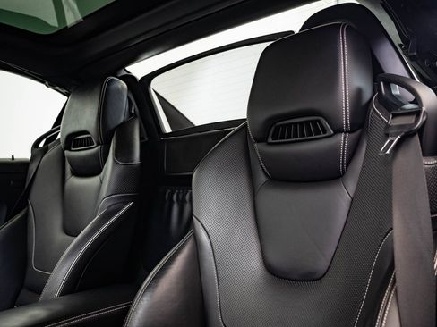 Used 2017 Mercedes-Benz SLC 43 AMG image 23