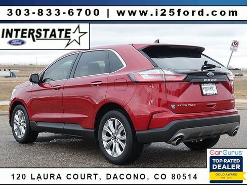 Used 2024 Ford Edge Titanium image 3