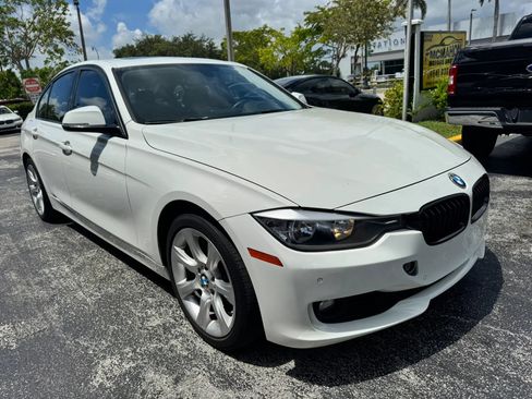 Used 2015 BMW 320i Sedan RWD image 3