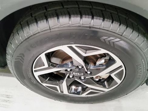 Used 2024 Kia Sportage LX FWD image 29