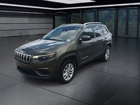 Used 2020 Jeep Cherokee Latitude image 4