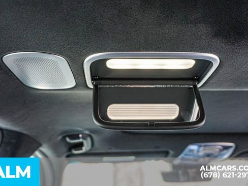 Used 2024 Genesis G90 3.5T image 32