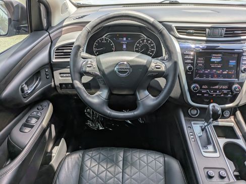 Used 2021 Nissan Murano Platinum w/ Cargo Package FWD image 18