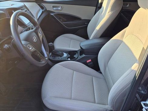 Used 2017 Hyundai Santa Fe Sport FWD image 12