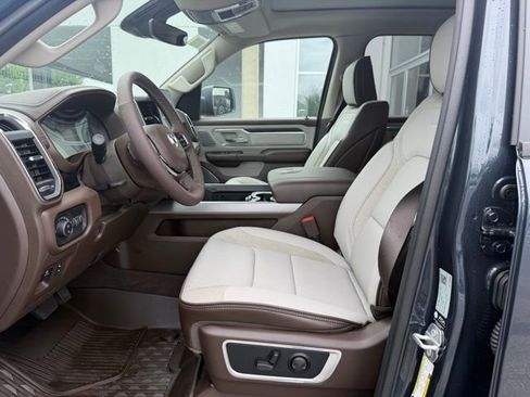 New 2026 RAM 1500 Laramie AWD/4WD image 14