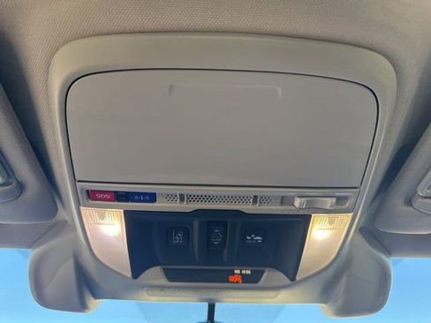 Used 2019 Subaru Forester Limited w/ Popular Package #3 image 35