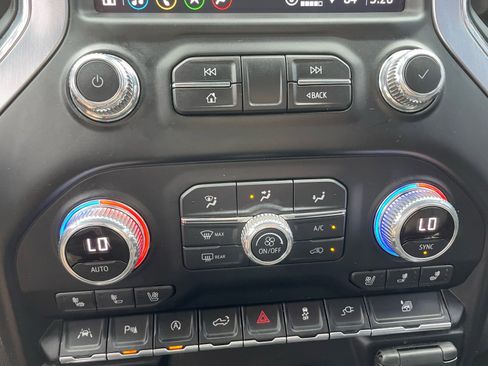 Used 2022 GMC Sierra 1500 SLT w/ SLT Premium Plus Package image 9