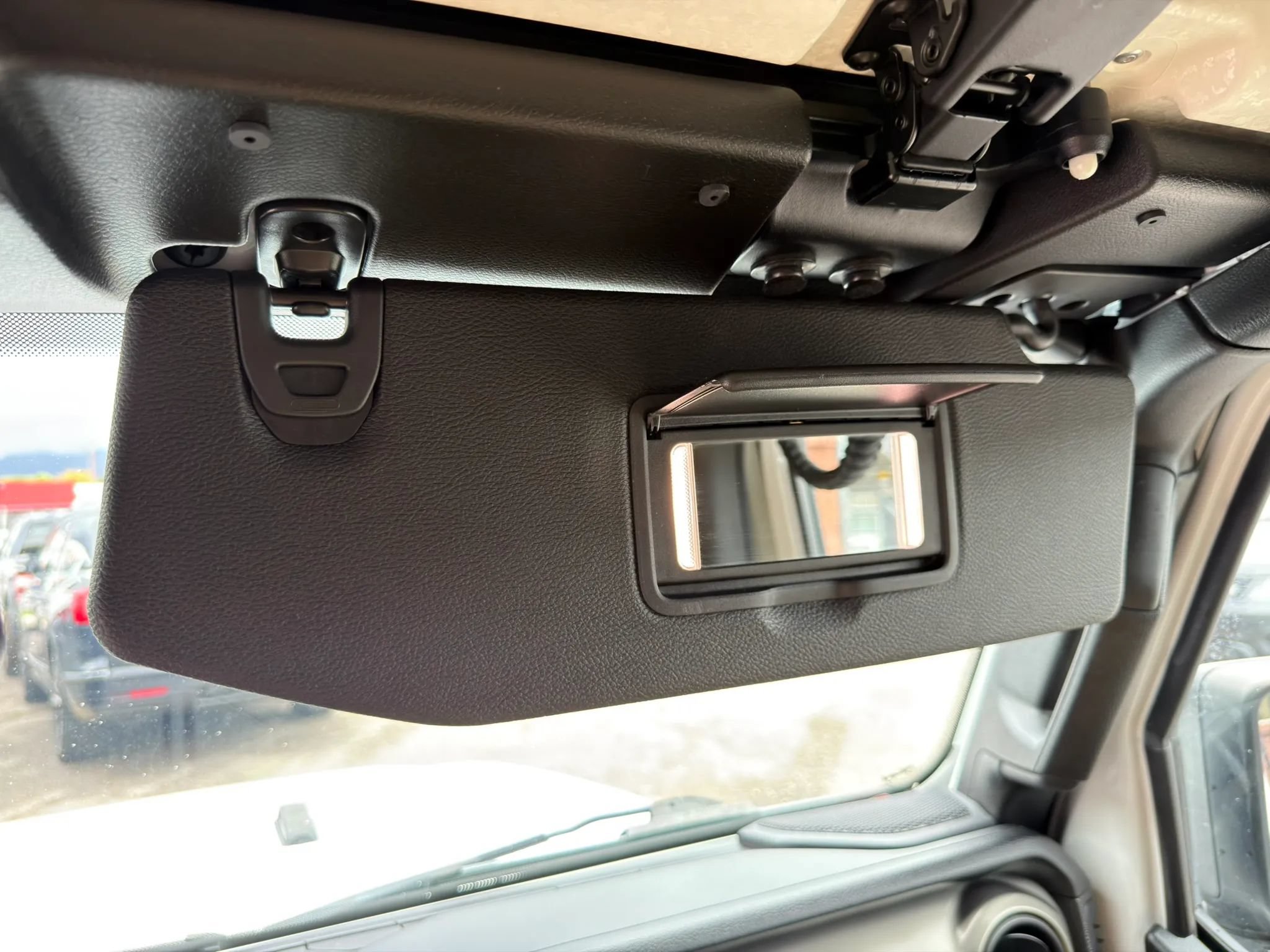 Used 2019 Jeep Wrangler Sport AWD/4WD image 23