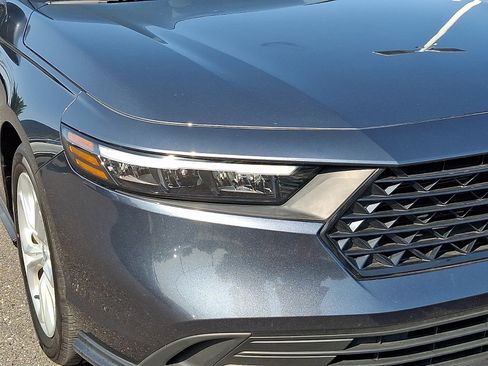 Certified 2023 Honda Accord LX image 9