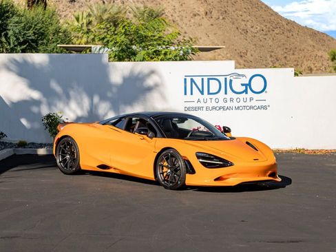 Used 2026 McLaren 750S Spider image 6