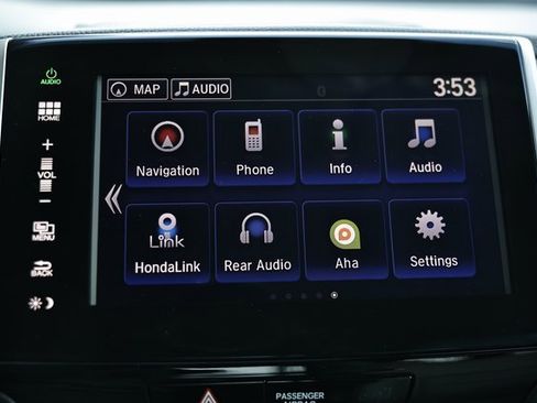 Used 2016 Honda Pilot Touring image 40