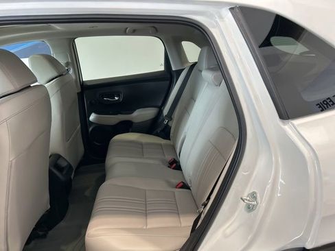 Used 2025 Honda HR-V EX-L image 16