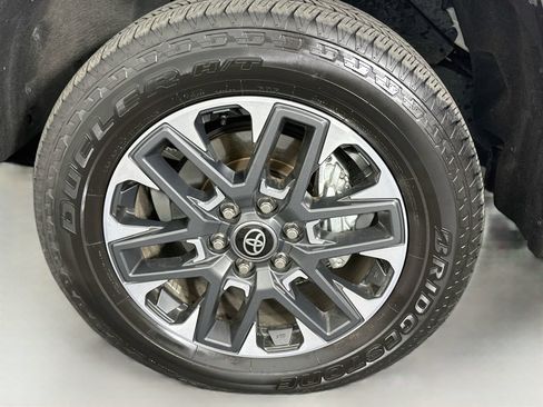 Certified 2025 Toyota Tundra Limited AWD/4WD image 31
