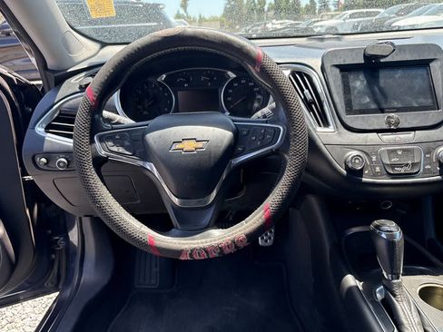 Used 2016 Chevrolet Malibu LT w/ Leather Package FWD image 16