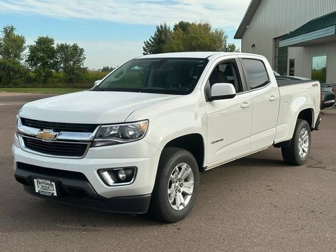 Used 2020 Chevrolet Colorado LT w/ Safety Package AWD/4WD image 4