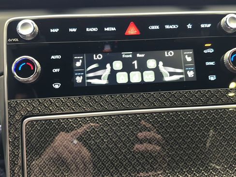 New 2026 Genesis GV80 3.5T e-SC image 29