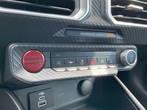 Used 2025 Ford Mustang Premium RWD image 9