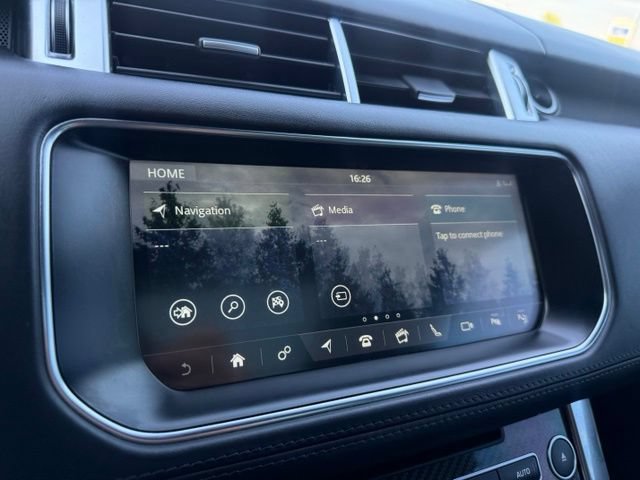 Used 2017 Land Rover Range Rover Sport SVR AWD/4WD image 23