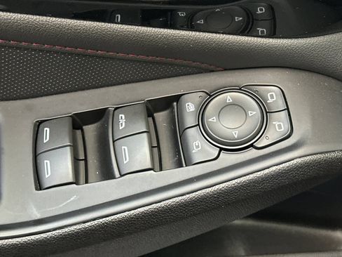 Used 2023 Chevrolet Traverse RS w/ LPO, Cargo Package AWD/4WD image 14