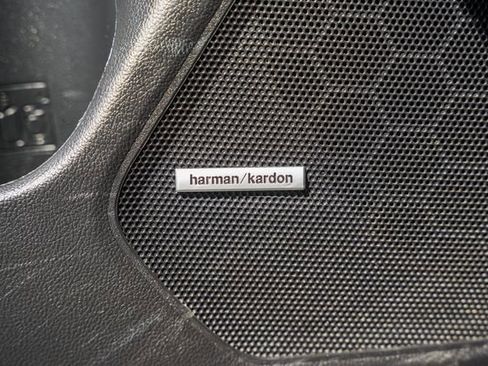 Used 2019 Subaru Outback 2.5i Limited image 36